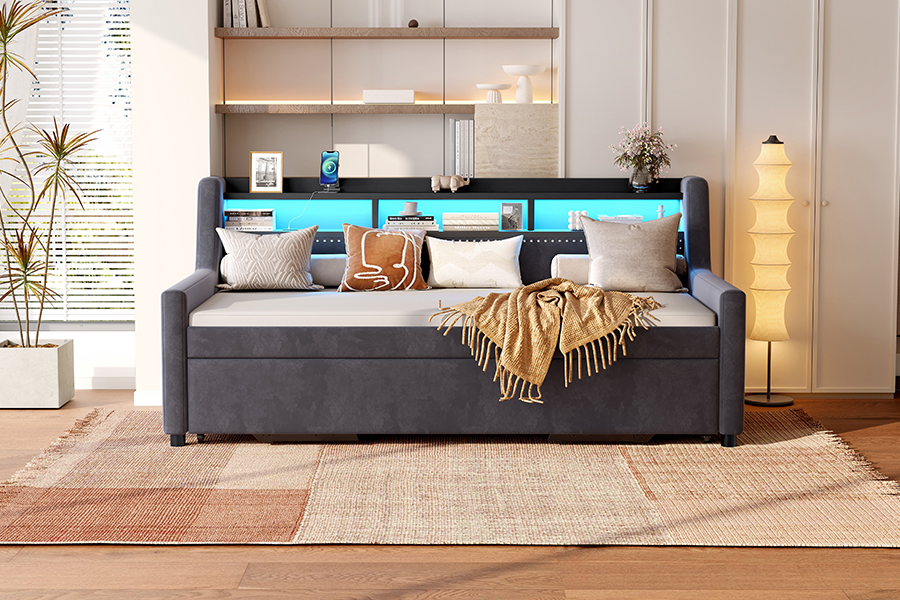 4857-1U SOFA COUVERT DE TISSU EN VELOURS Doux à Gorgne