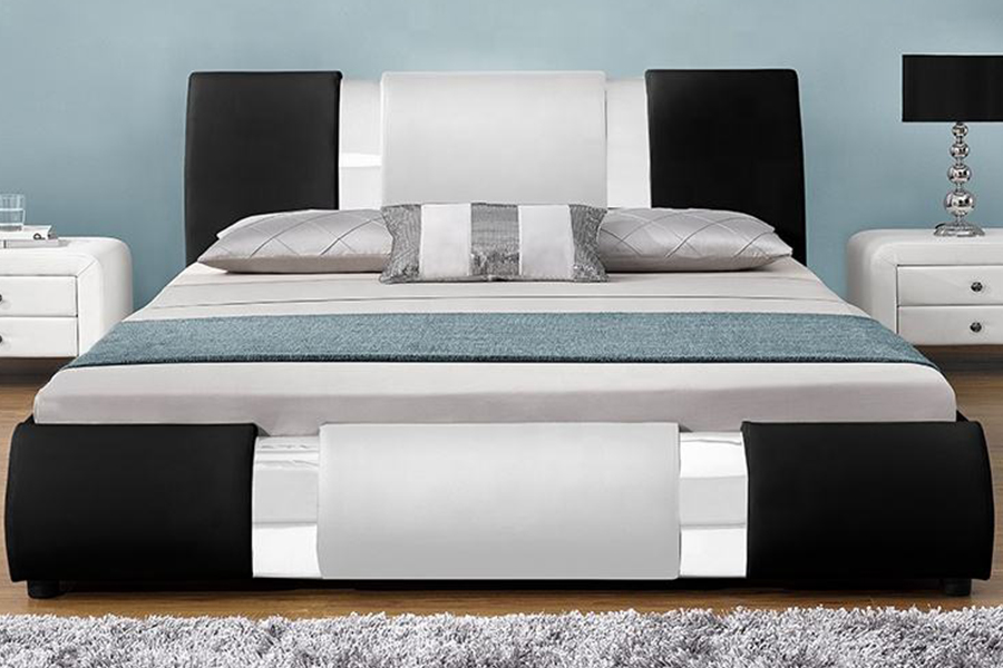 1146 Coussin décoré de fil d'argent Lit Rembourré
