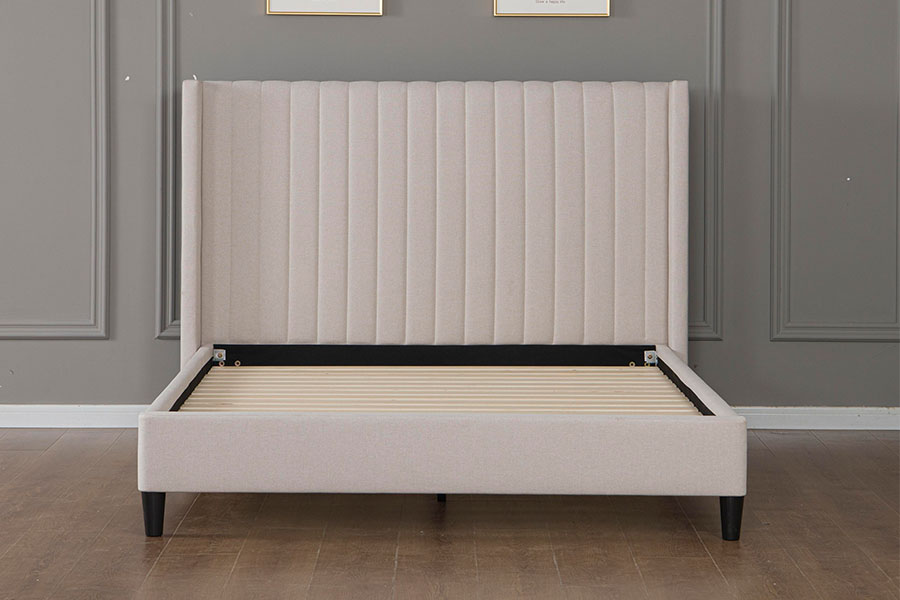 4905 Lit plateforme minimaliste en lin touffeté