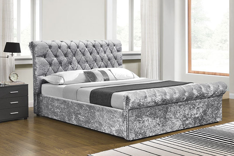 1153G Lit de rangement ottoman en cristal et velours écrasé Chesterfield