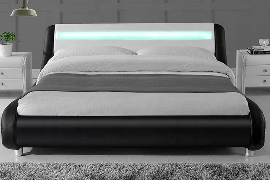 1140-1 Cadre de lit rembourré à LED bicolore en cuir synthétique