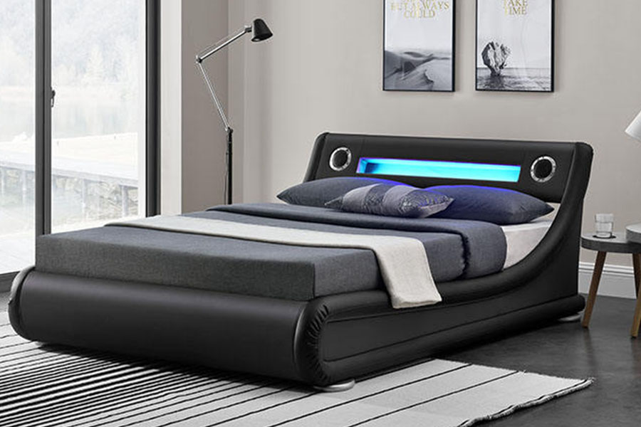 1324-1GS Magnifique haut-parleur LED en cuir avec rangement par vérin à gaz, cadre de lit rembourré