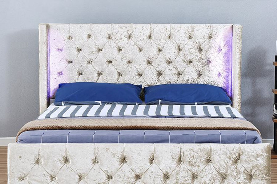 1290-1G Cadre de lit de rangement en bois avec LED en velours argenté et diamant ailé